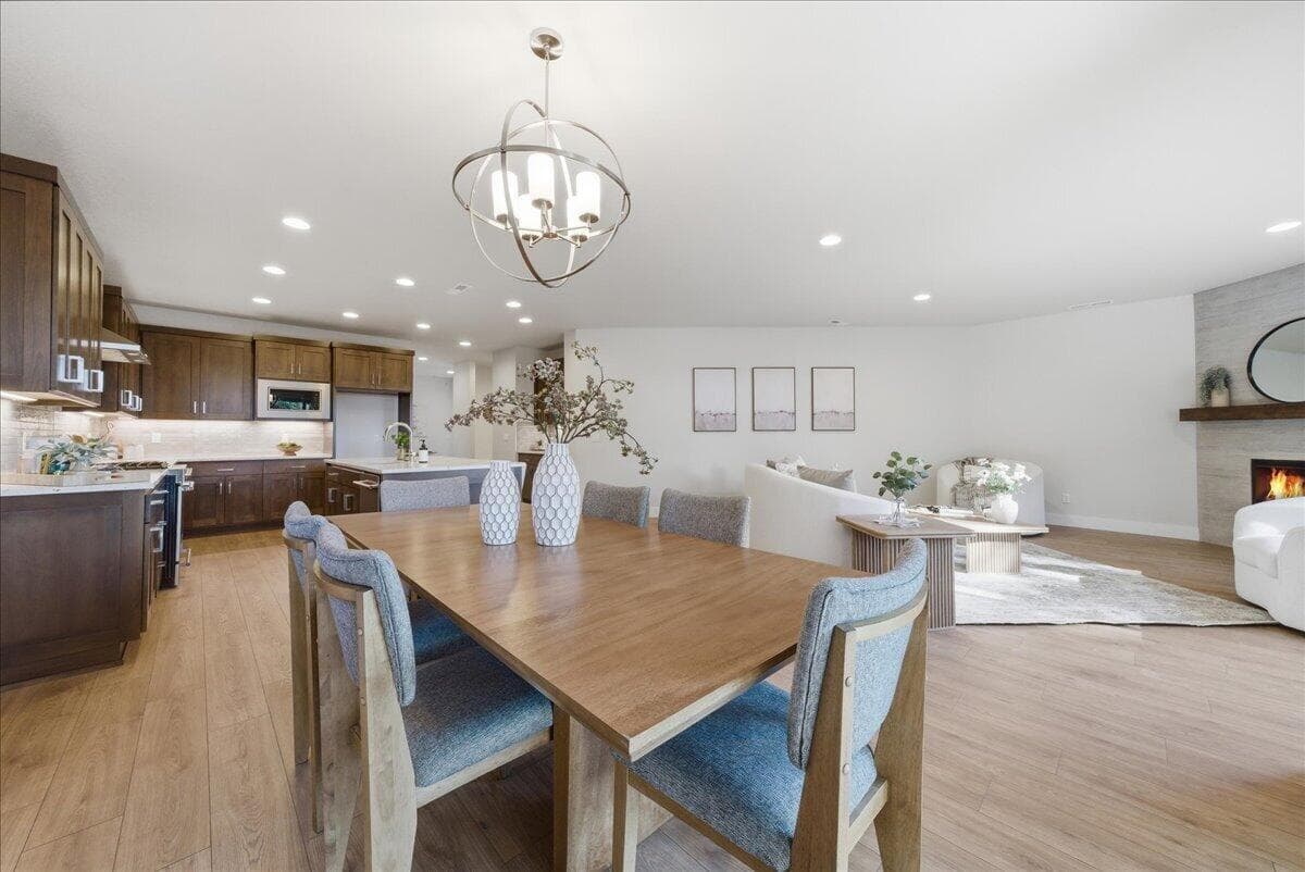 Photo of 61437 SE Daybreak Court 12 of 75
