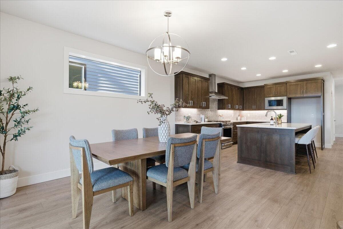 Photo of 61437 SE Daybreak Court 13 of 75