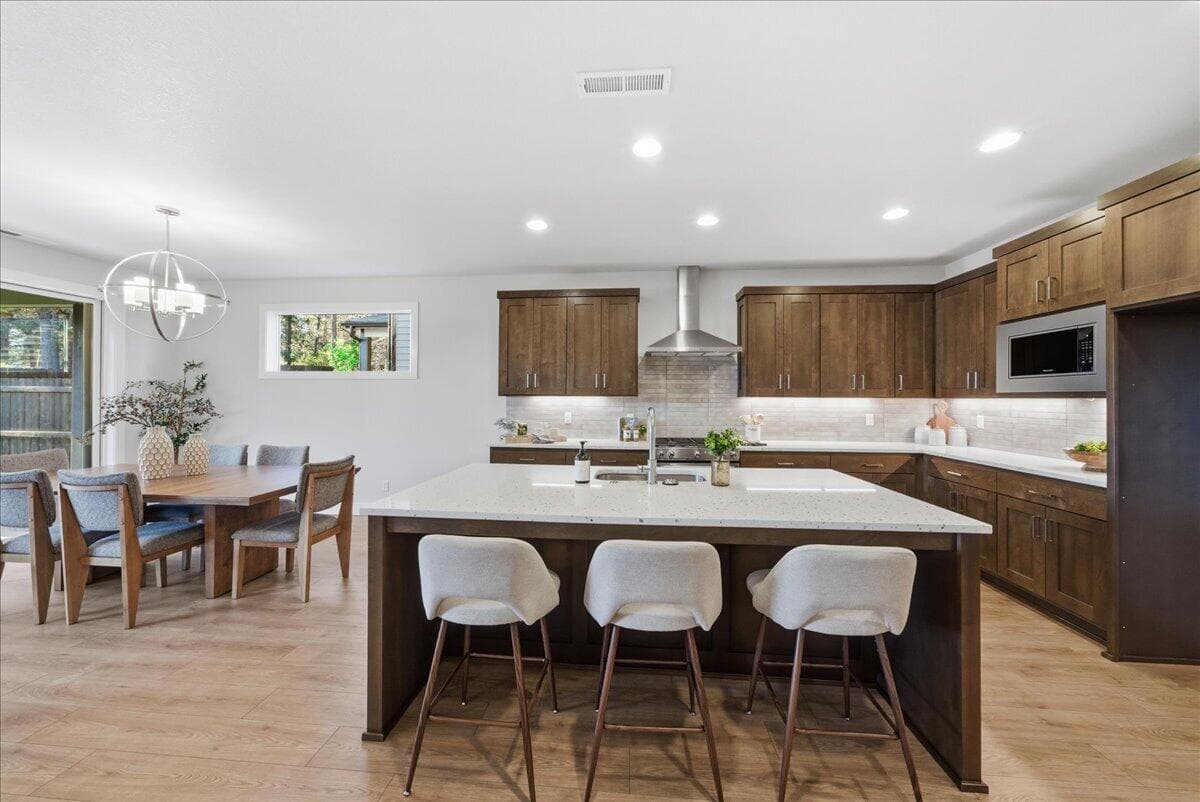 Photo of 61437 SE Daybreak Court 14 of 75
