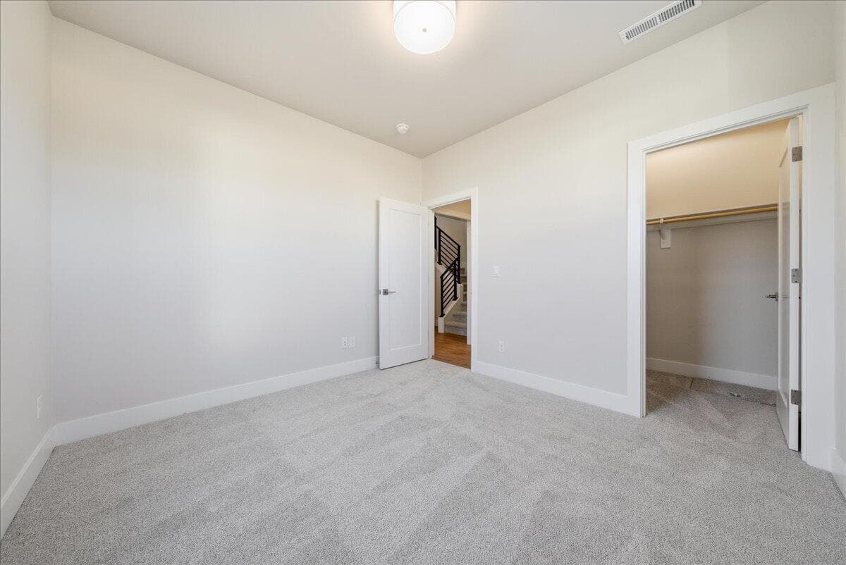 Photo of 61437 SE Daybreak Court 41 of 75