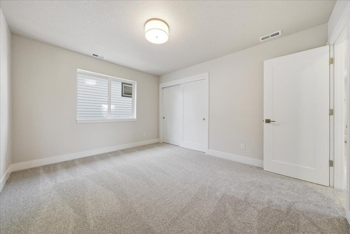 Photo of 61437 SE Daybreak Court 45 of 75