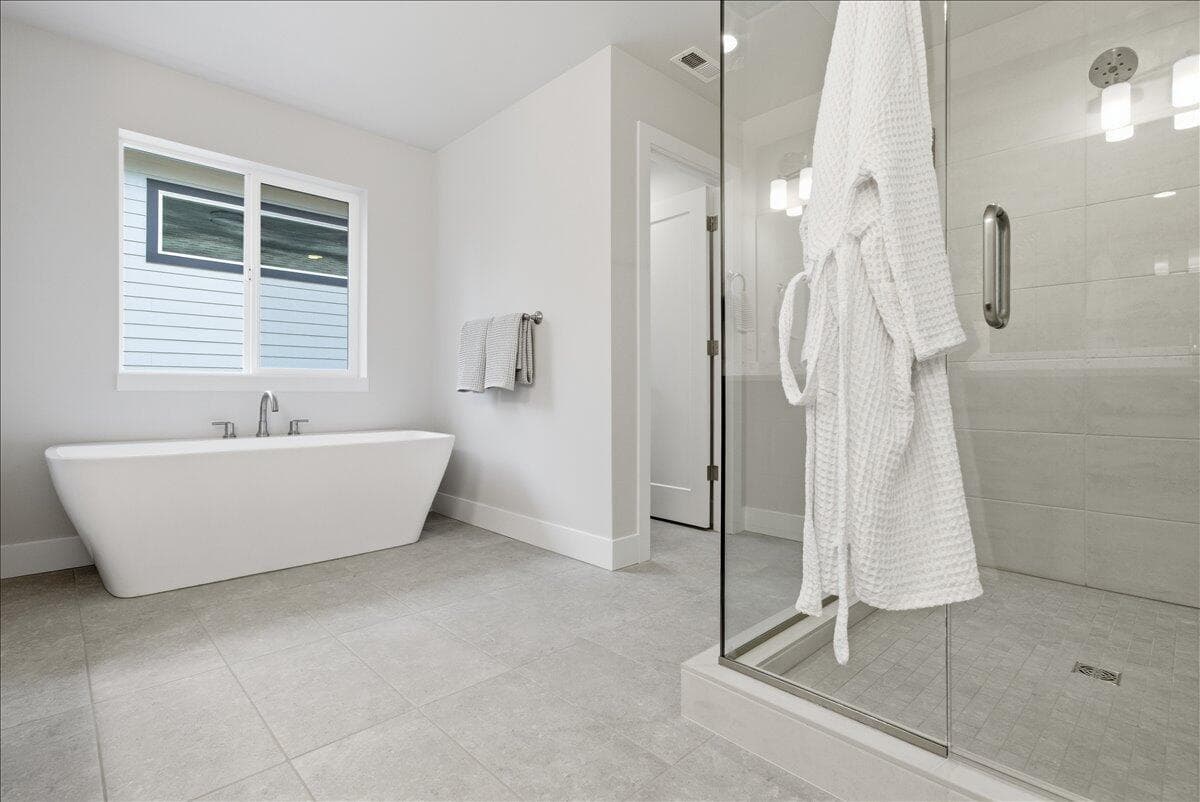 Photo of 61437 SE Daybreak Court 60 of 75