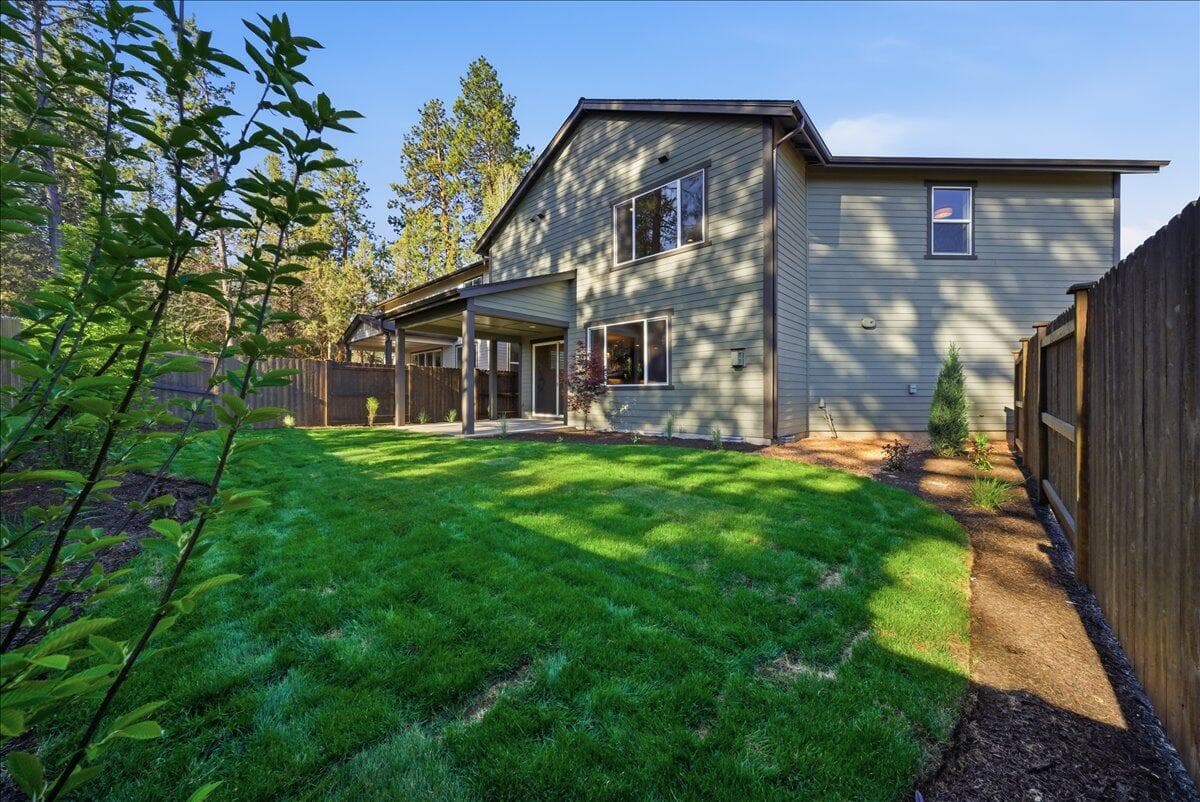 Photo of 61437 SE Daybreak Court 68 of 75