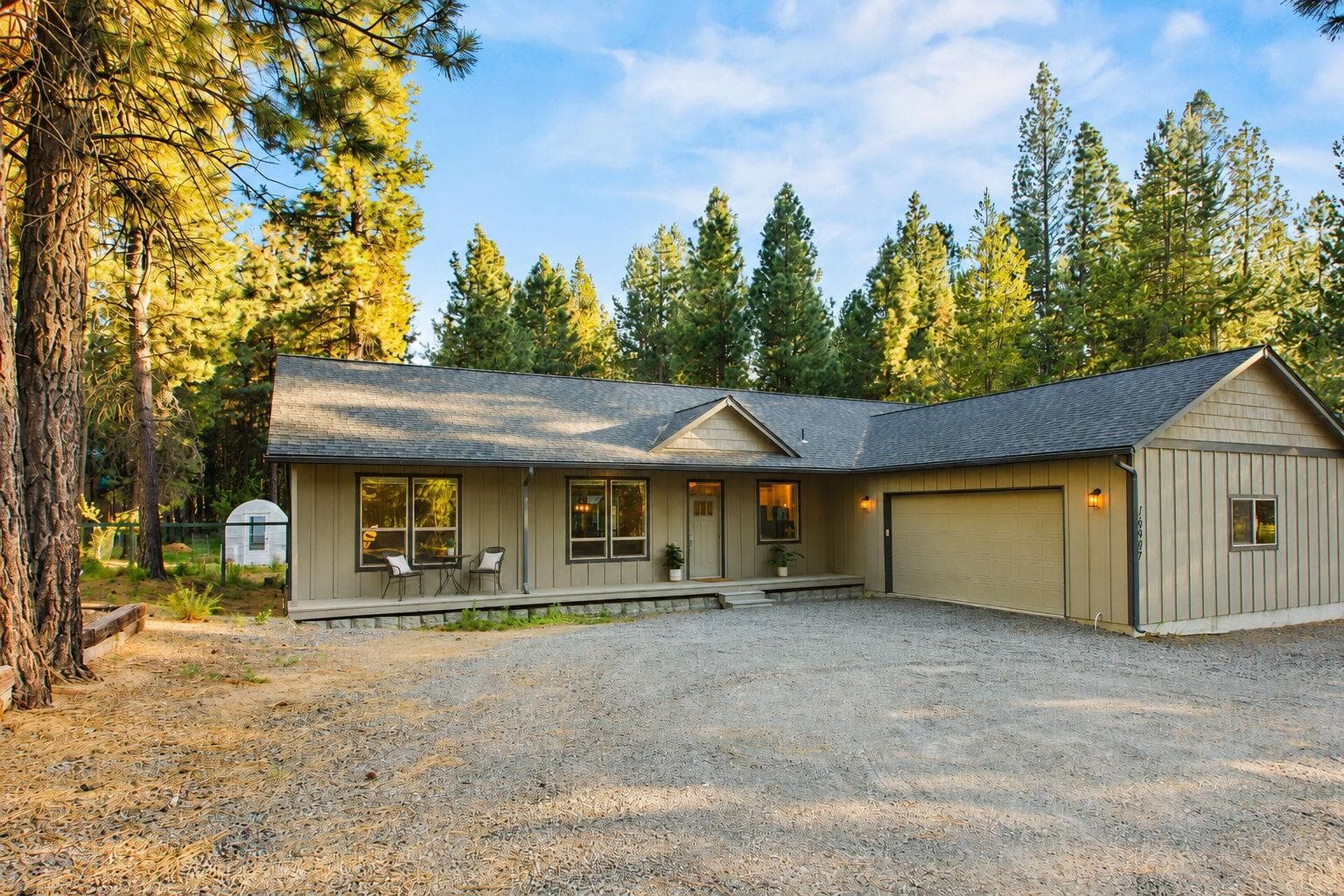 Photo of 16907 Indio 3 of 46