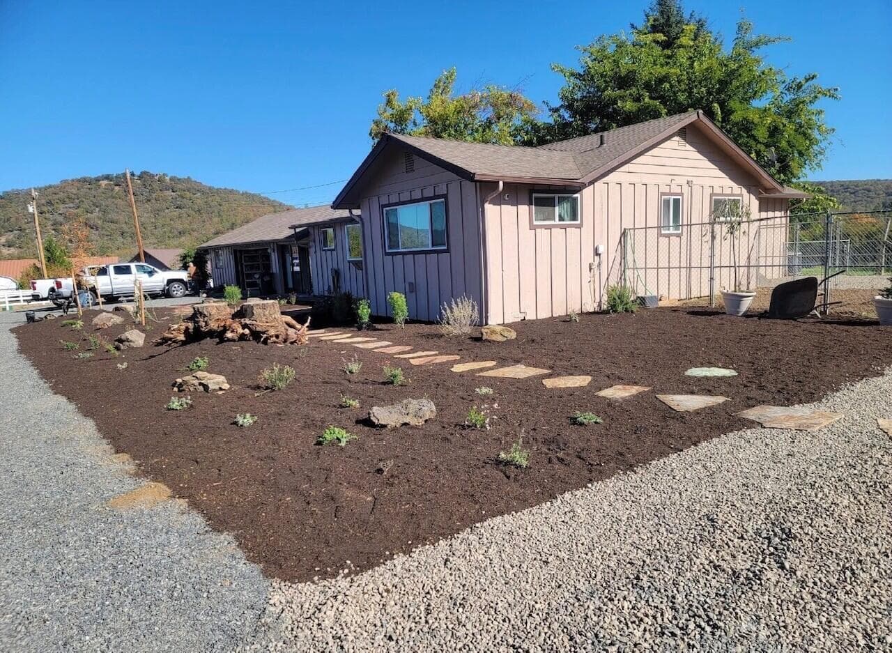 Photo of 5388 Kane Creek 1 of 5