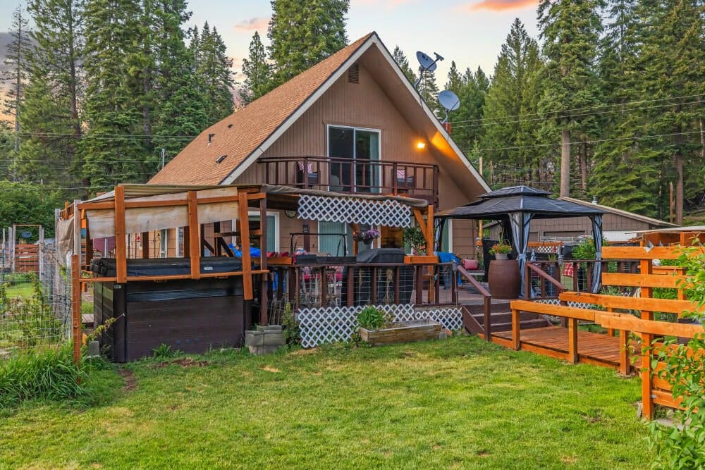 27233 Rocky Point