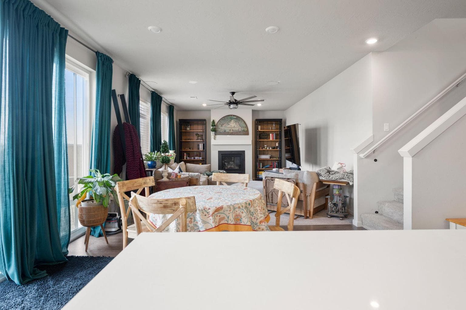 Photo of 4039 SW Quartz Place 16 of 44