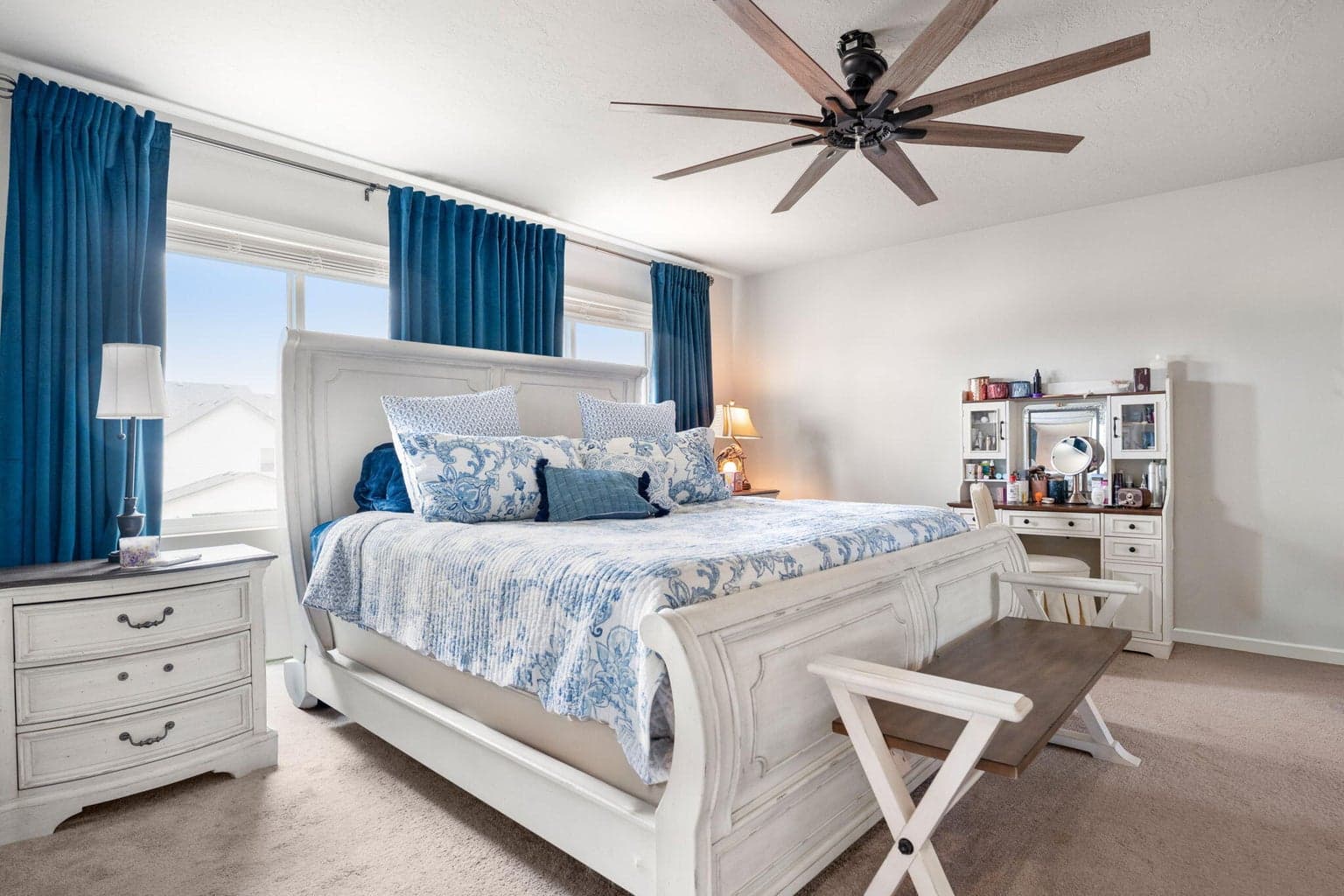 Photo of 4039 SW Quartz Place 30 of 44