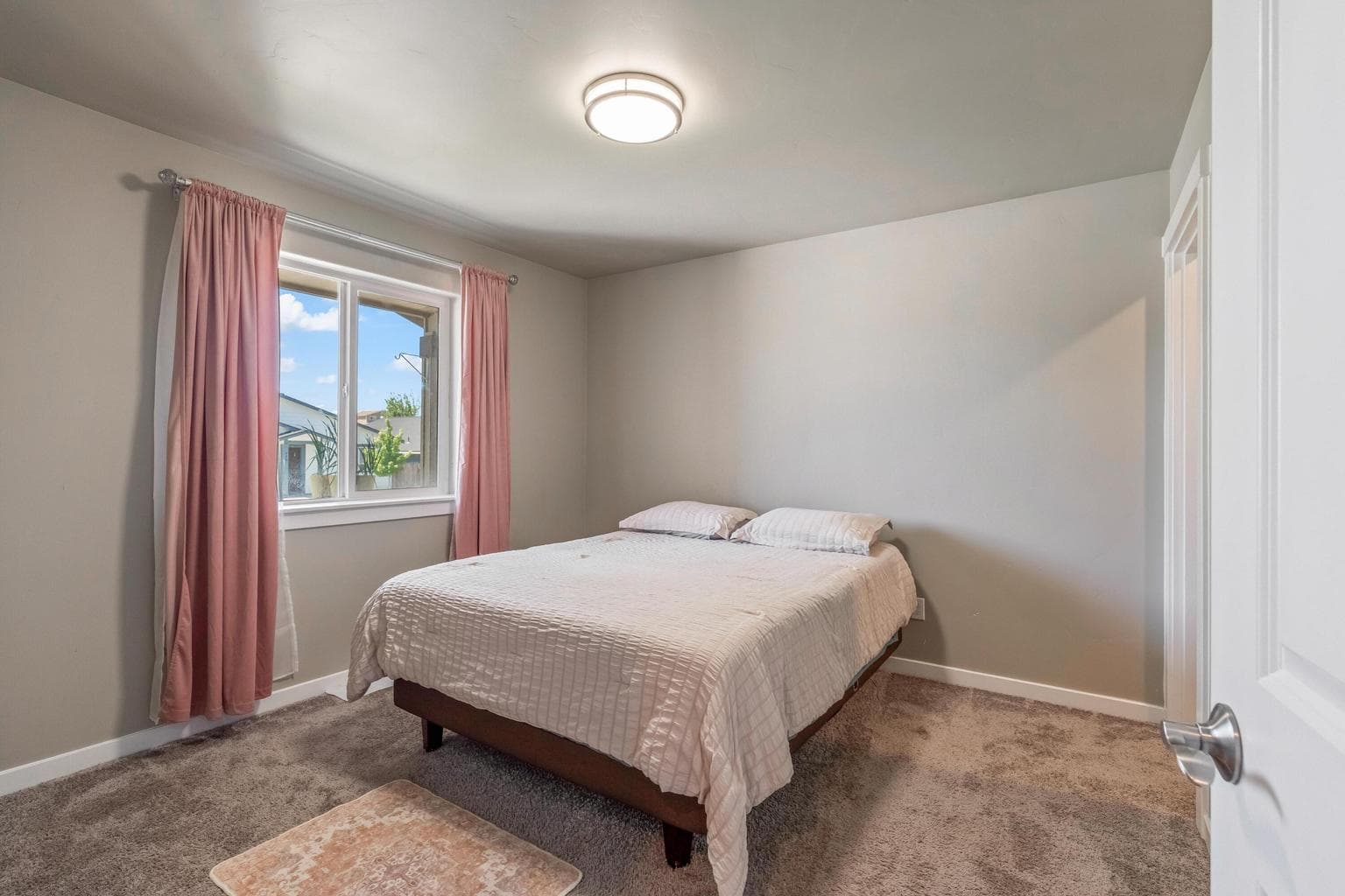 Photo of 951 SE Maliah Avenue 13 of 23