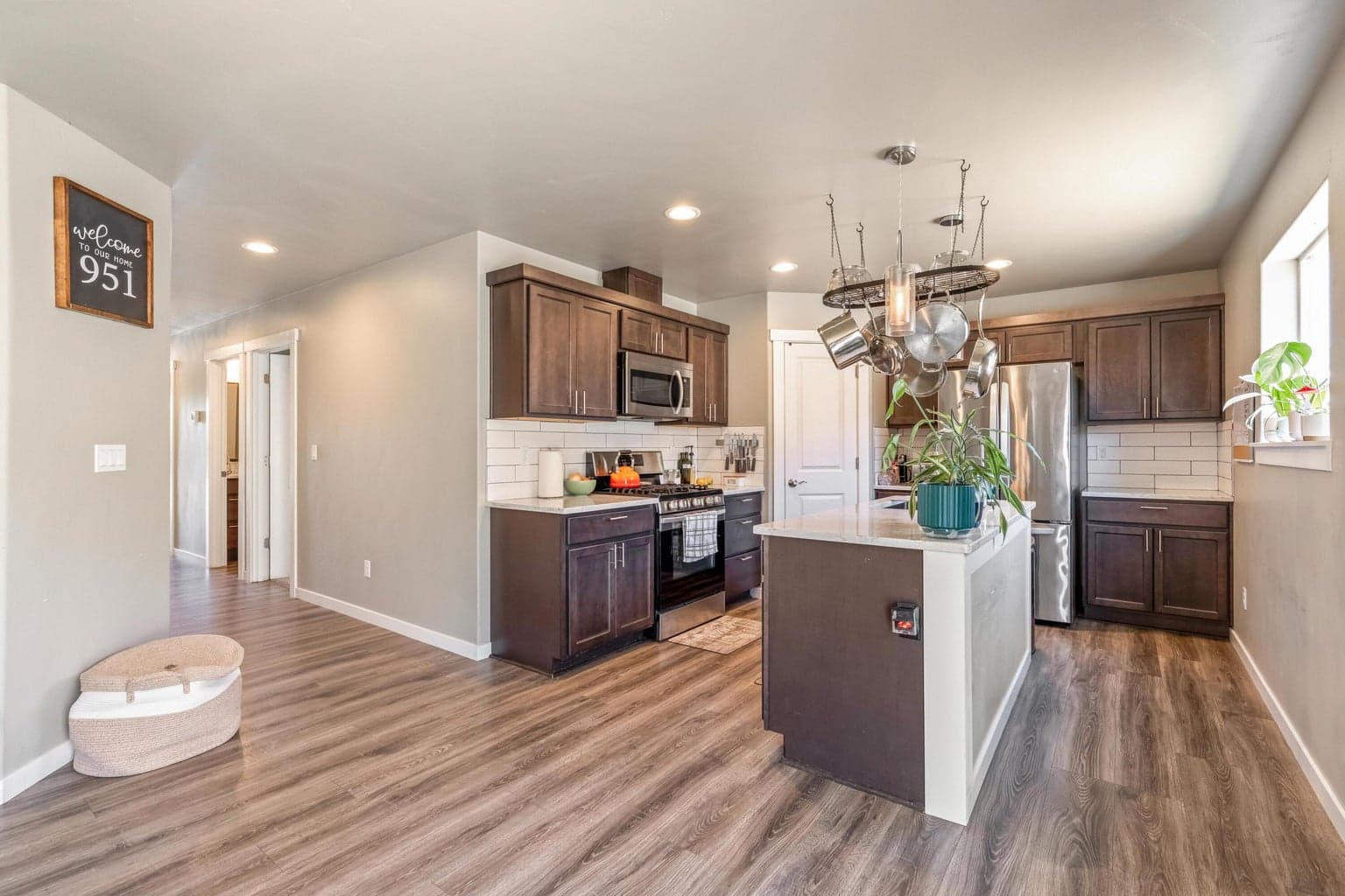 Photo of 951 SE Maliah Avenue 6 of 23