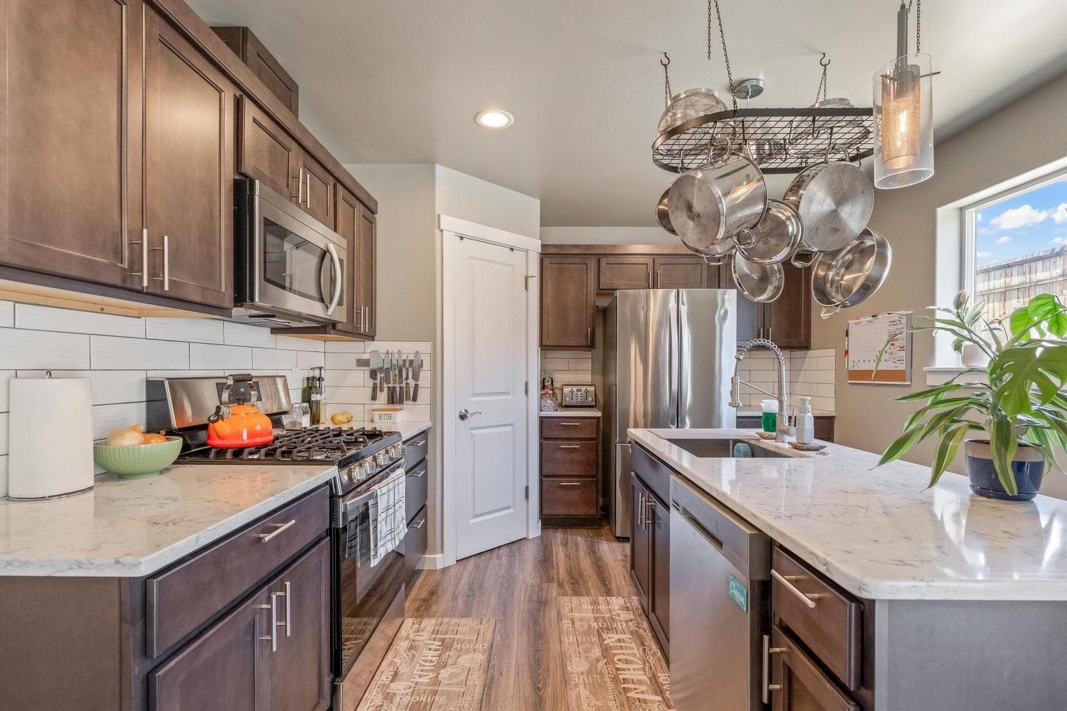Photo of 951 SE Maliah Avenue 8 of 23