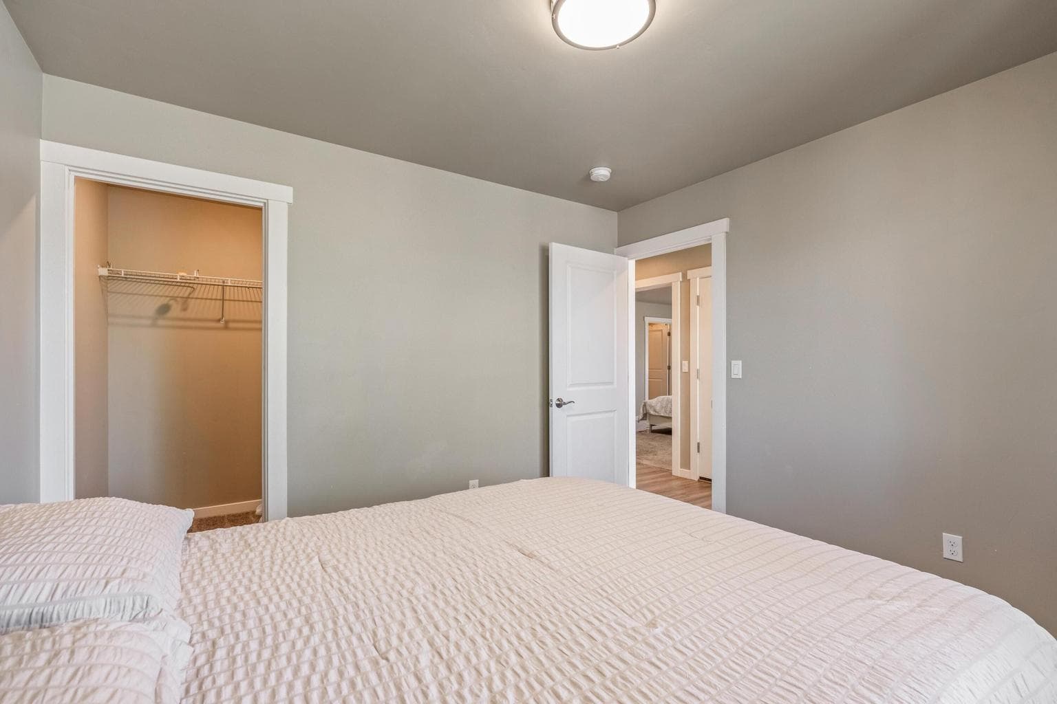 Photo of 951 SE Maliah Avenue 14 of 23