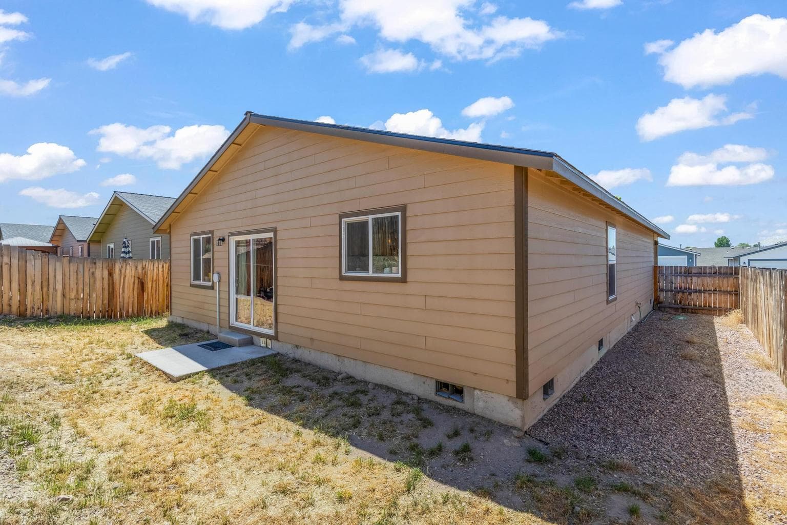 Photo of 951 SE Maliah Avenue 20 of 23