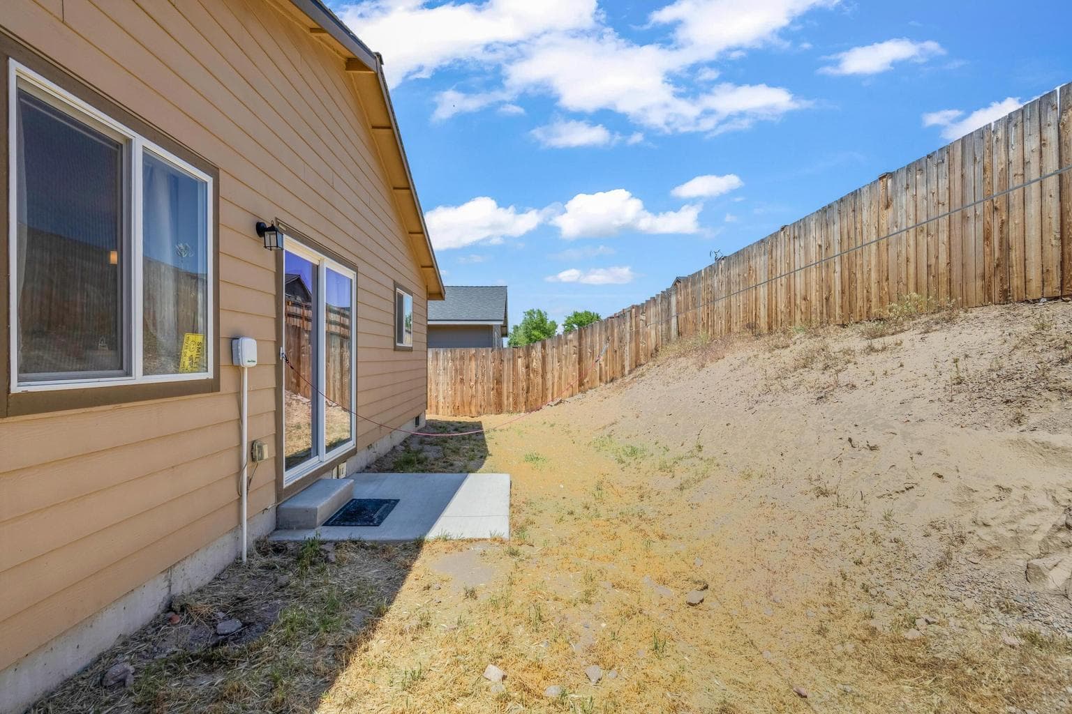 Photo of 951 SE Maliah Avenue 18 of 23