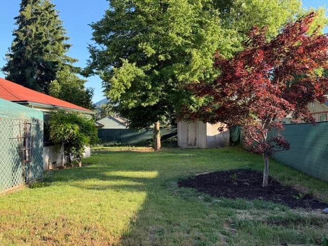 Photo of 649 Sunset 4 of 24
