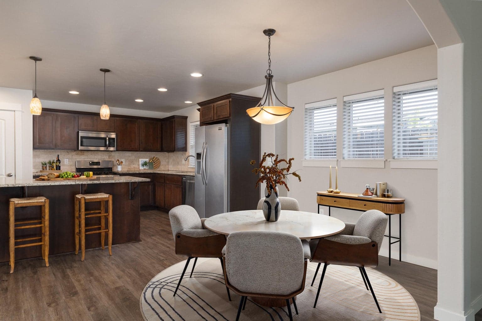 Photo of 21189 Capella 11 of 30