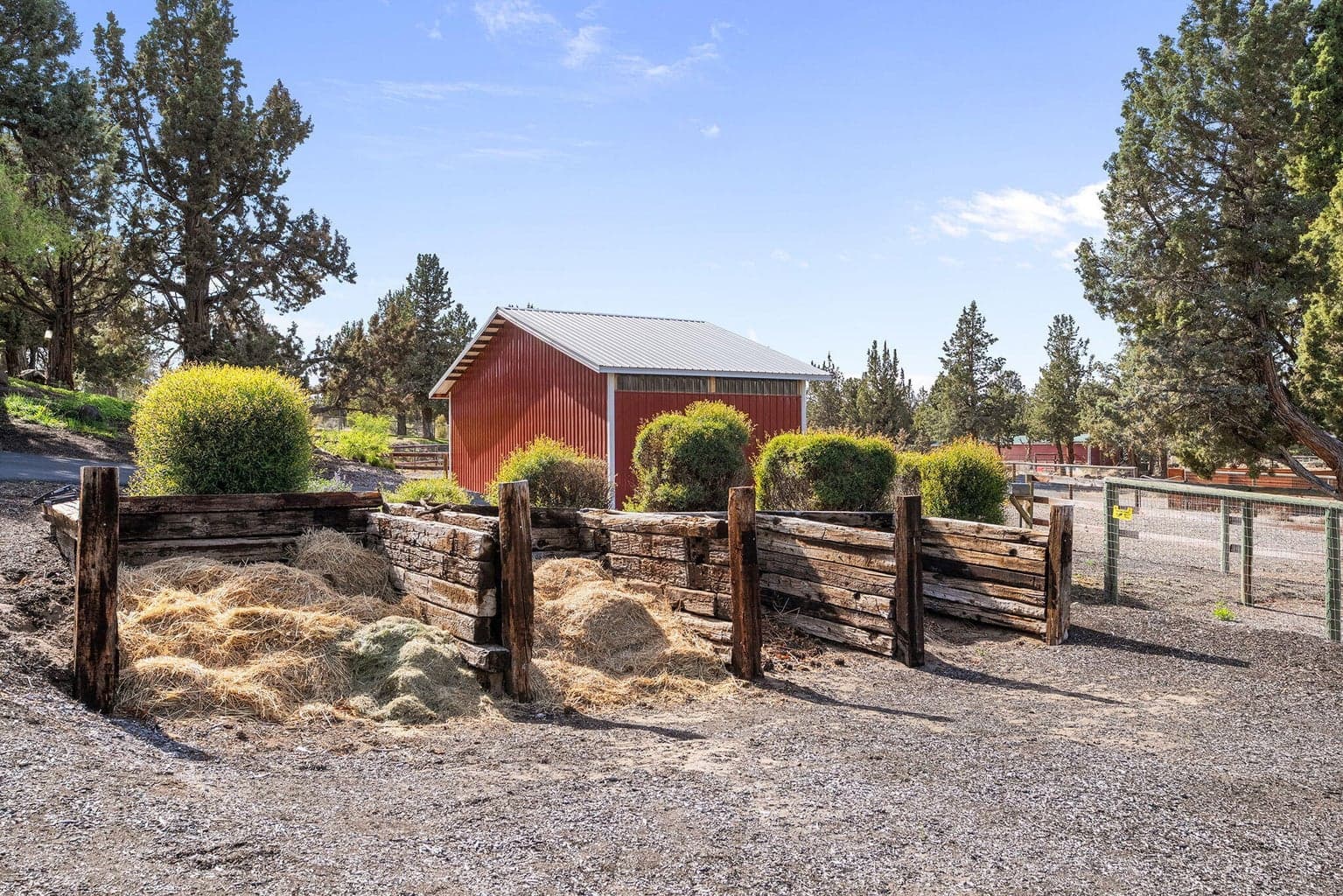 Photo of 61935 Ten Barr Ranch Road 88 of 101