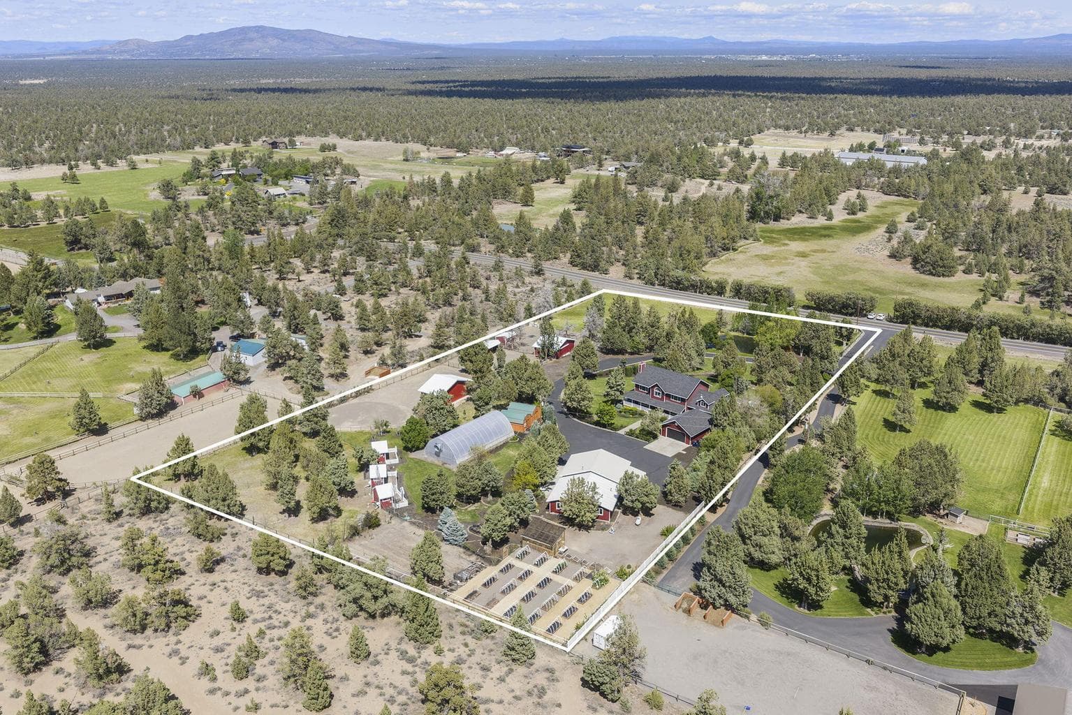 Photo of 61935 Ten Barr Ranch Road 90 of 101