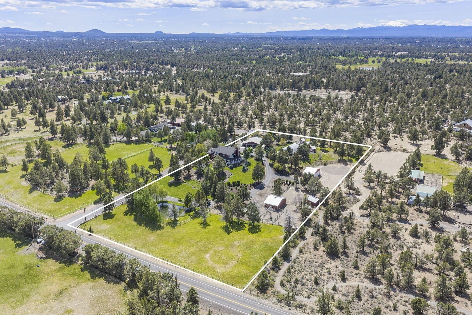 Photo of 61935 Ten Barr Ranch Road 93 of 101