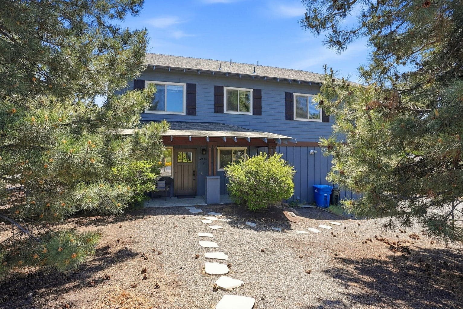 Photo of 2545 Awbrey 4 of 47