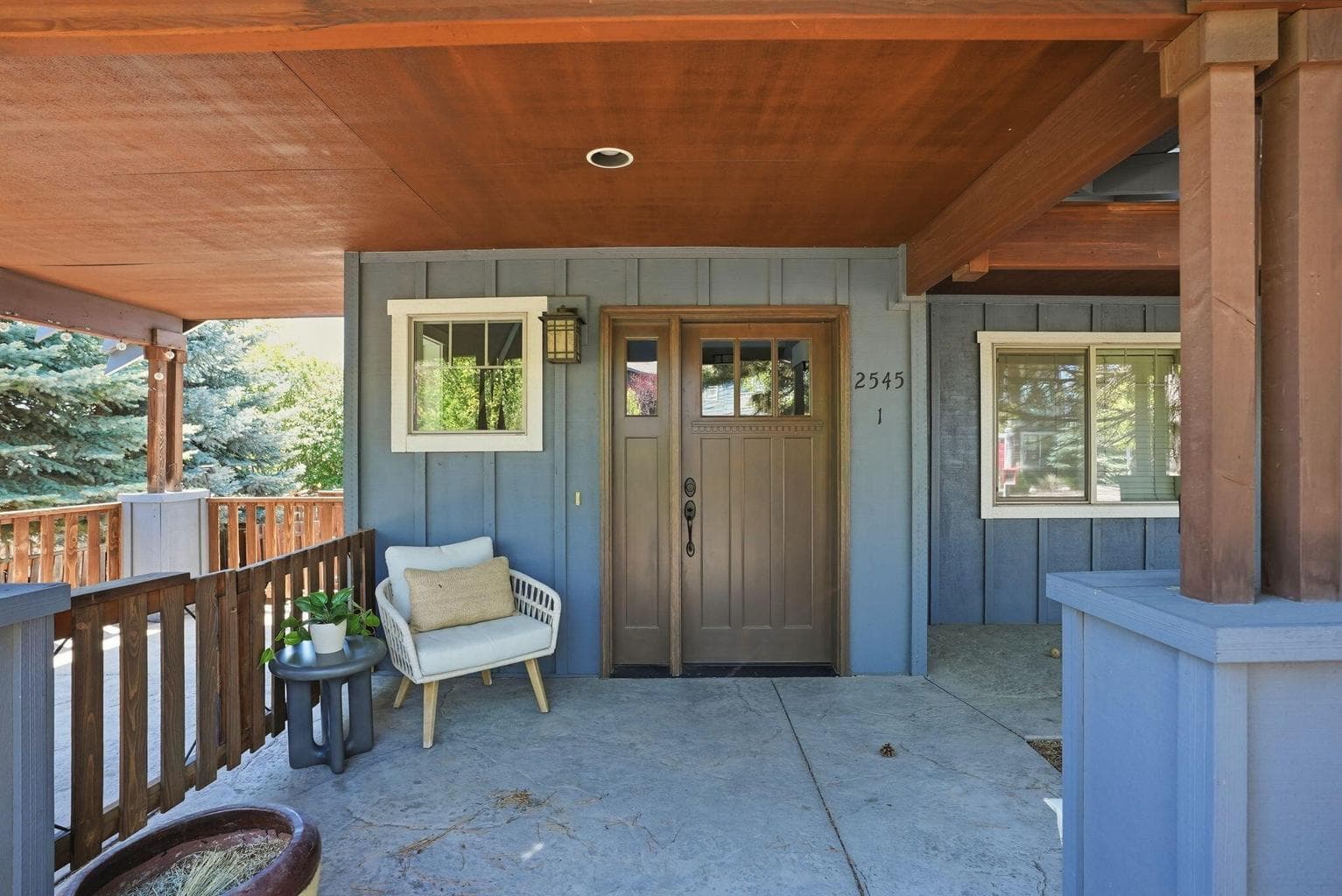 Photo of 2545 Awbrey 5 of 47