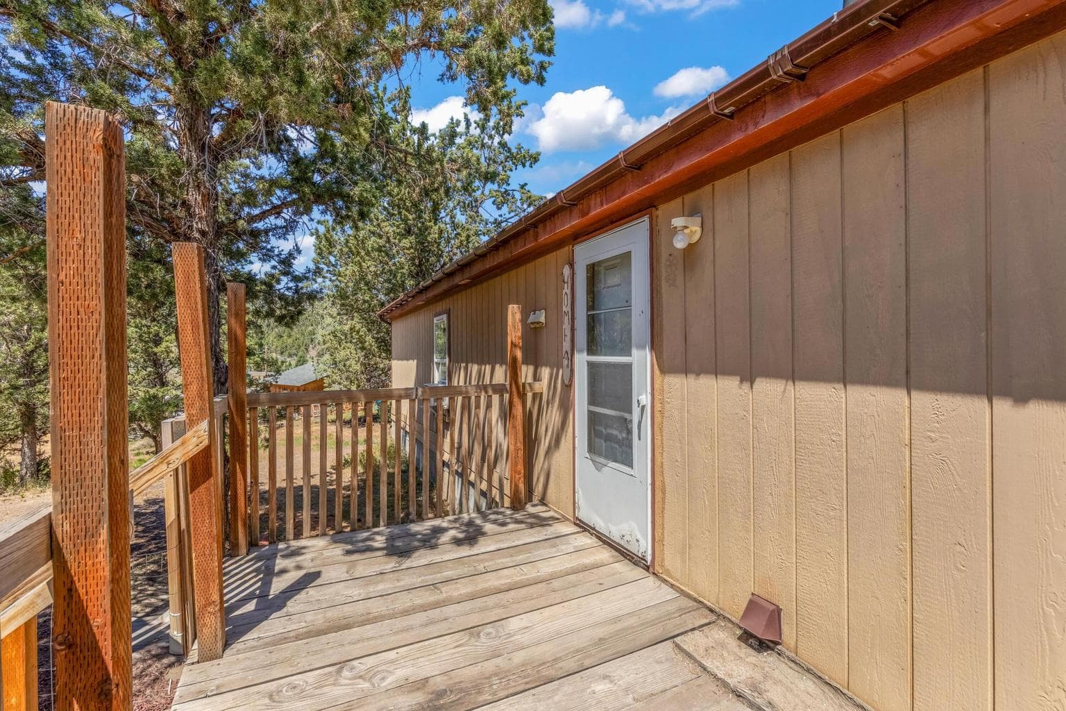 Photo of 16299 Antelope Creek Drive 4 of 39