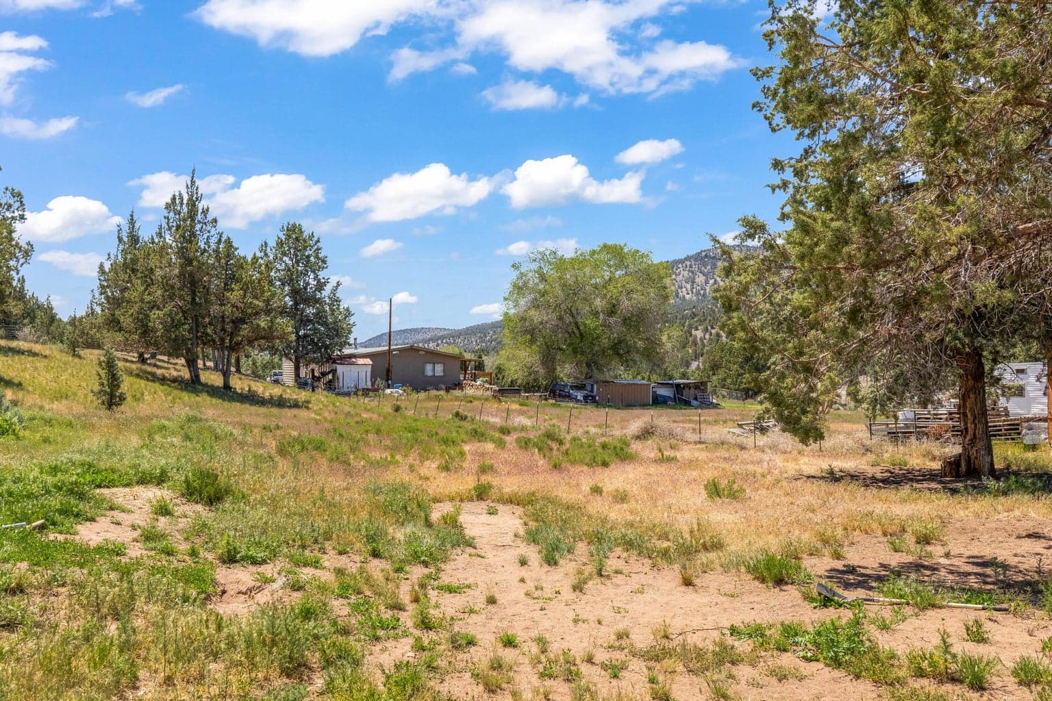 Photo of 16299 SE Antelope Creek Drive 28 of 39