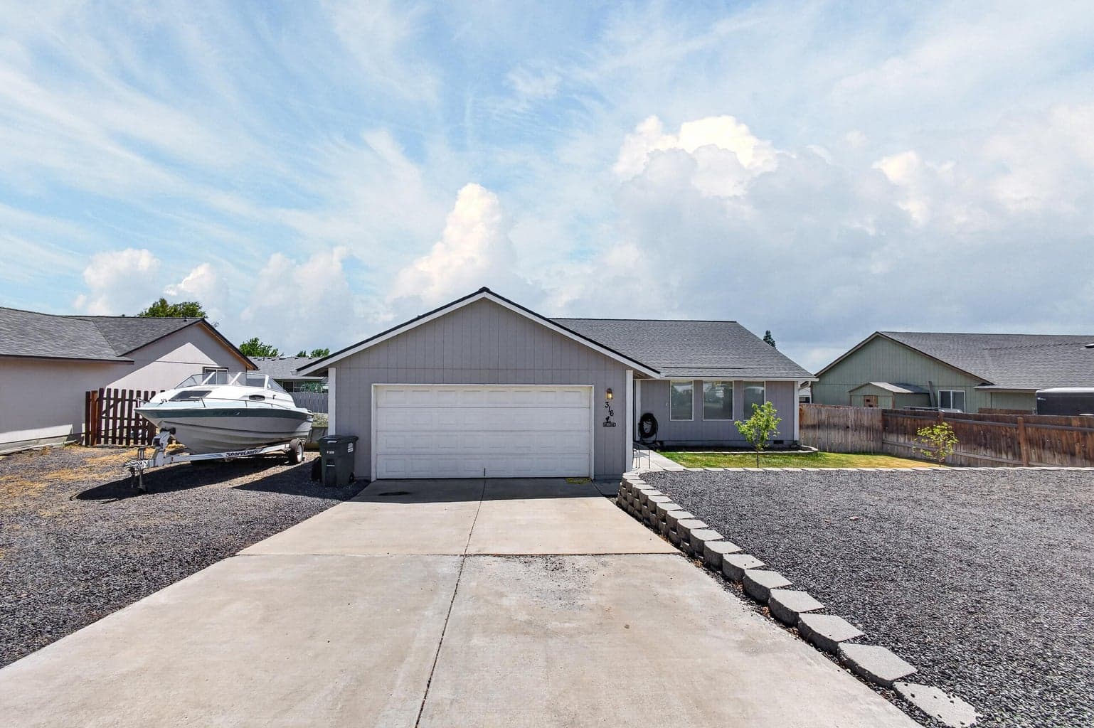 Photo of 316 Geneva Street 3 of 21
