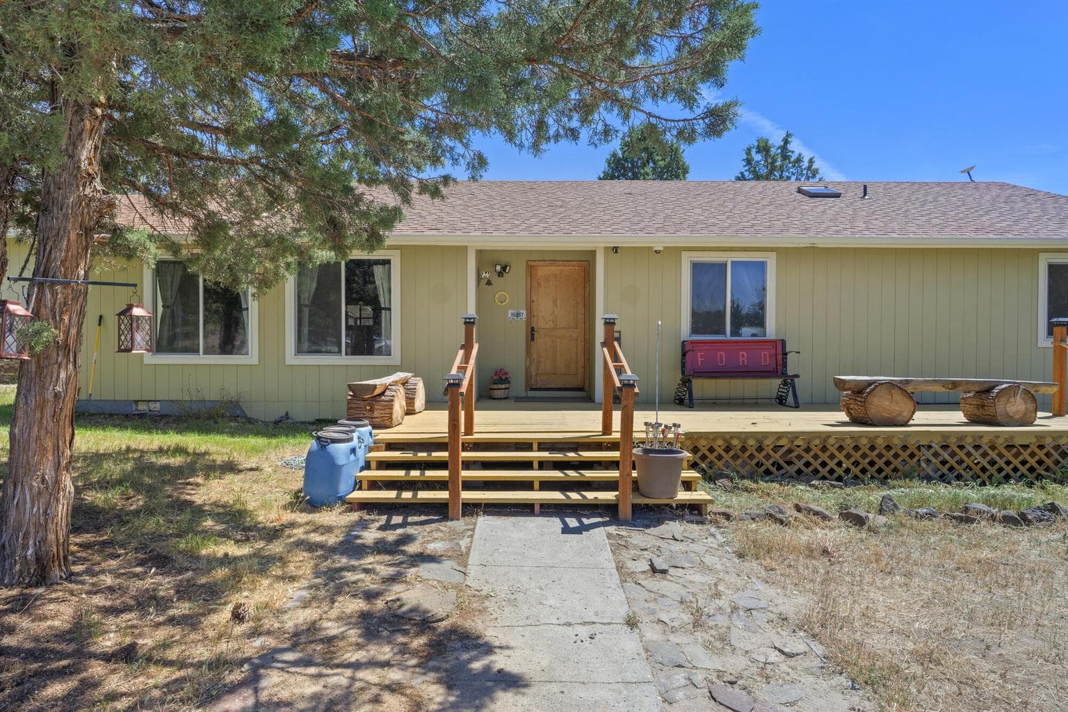 Photo of 12186 Juniper Canyon 2 of 32