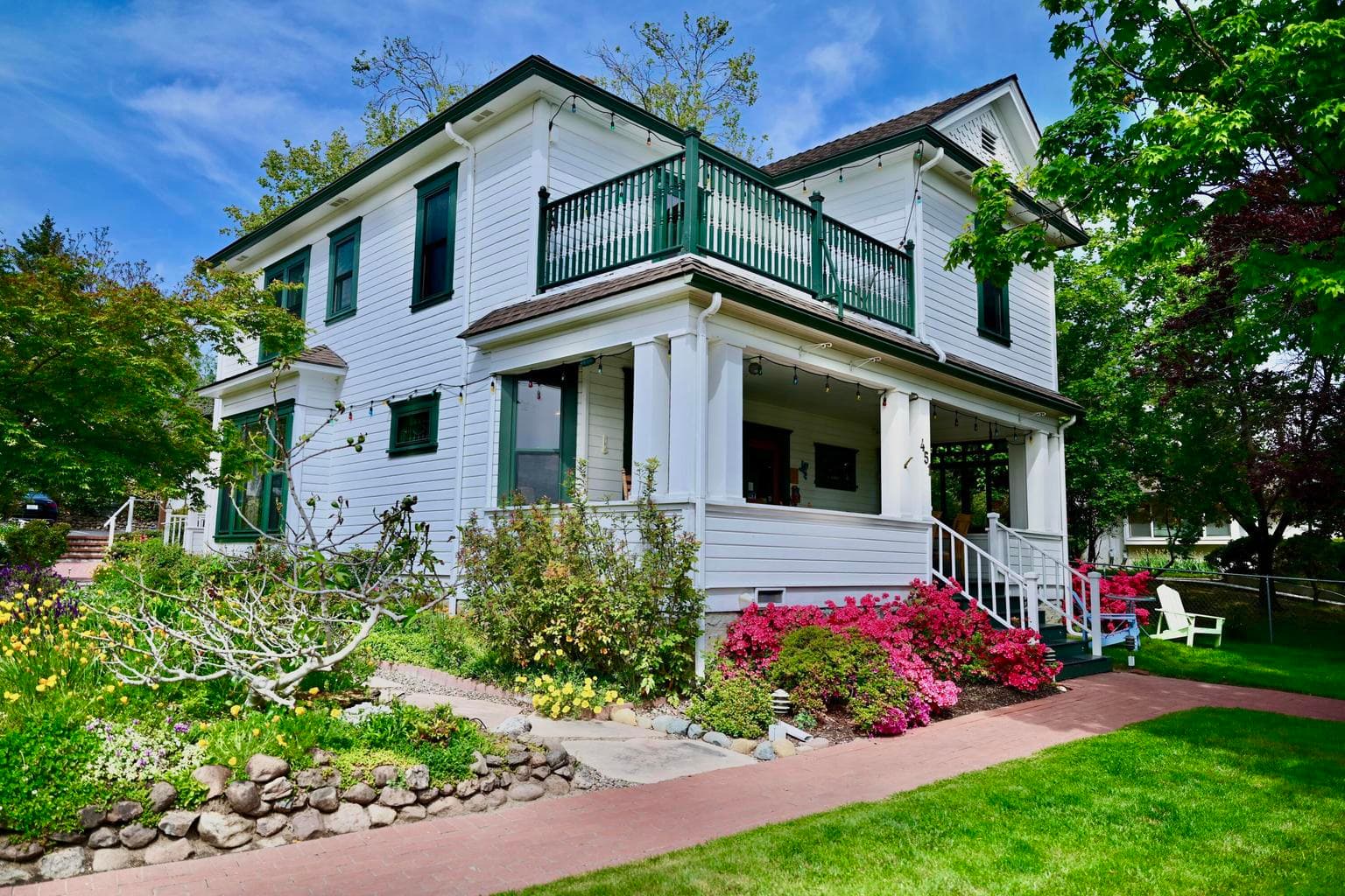 Photo of 451 Main 2 of 60