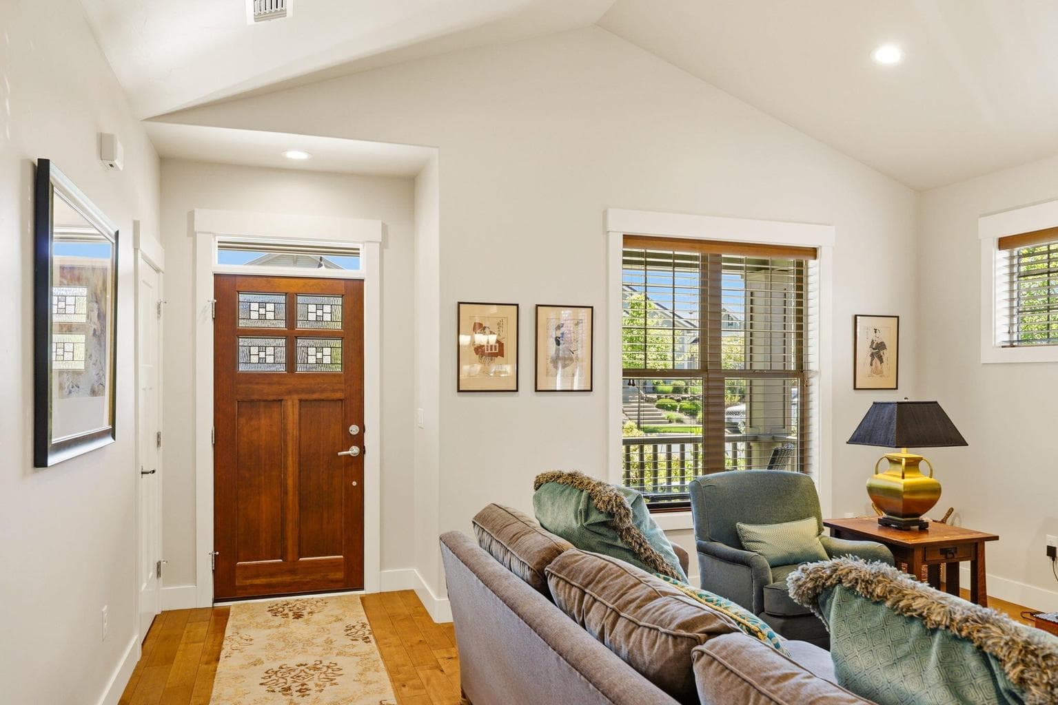 Photo of 550 Windsong 4 of 34