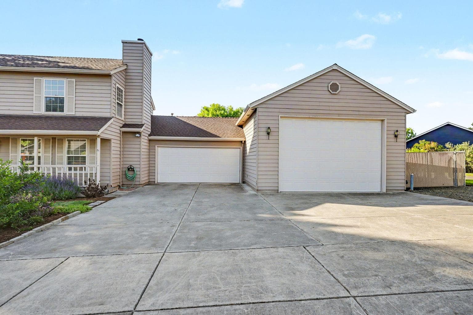 Photo of 2769 Stonebrook 2 of 62