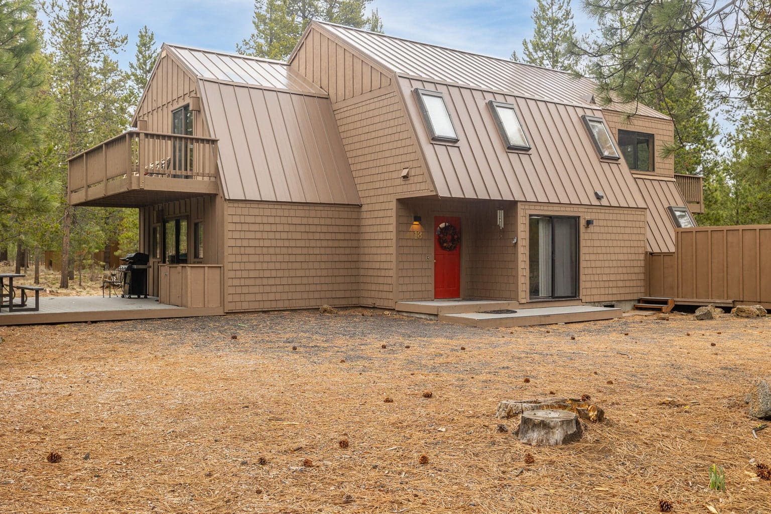 Photo of 18066 Butte 1 of 55