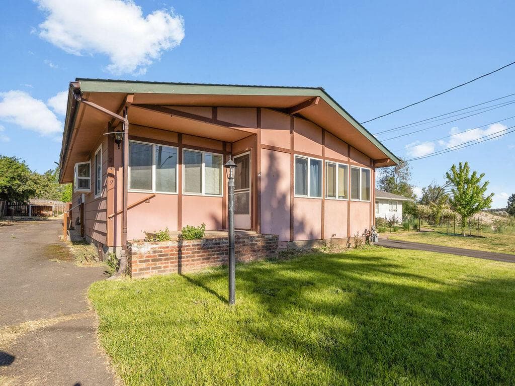 2439 Berkeley