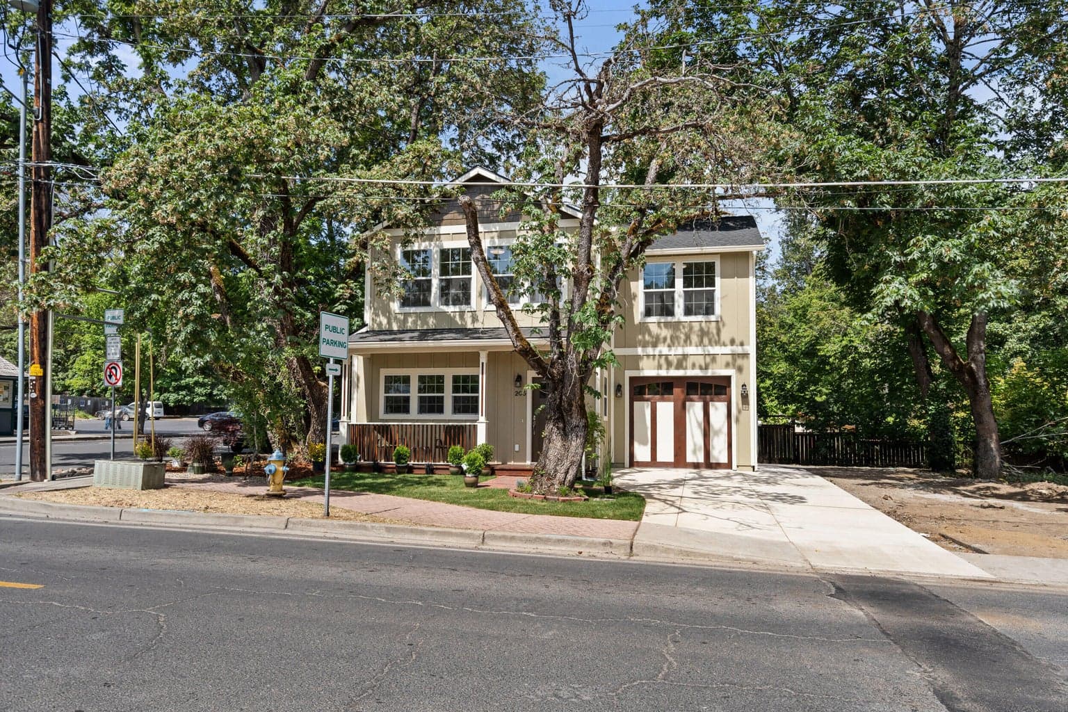 Photo of 205 Oregon 2 of 33