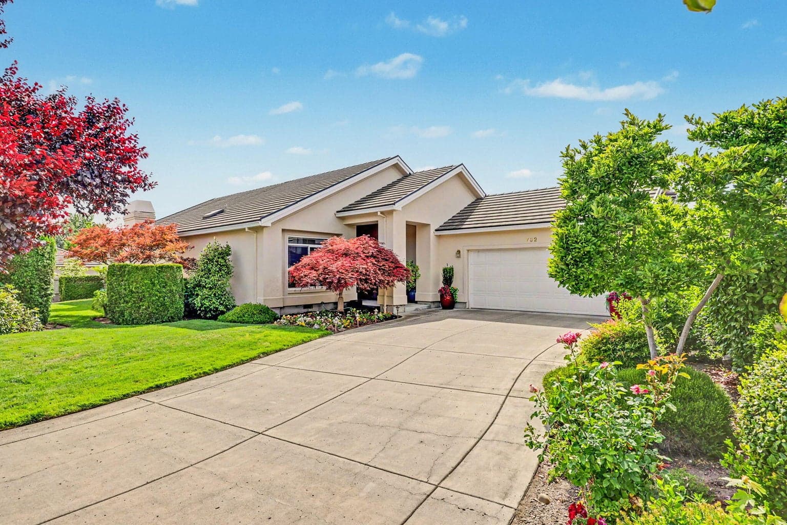732 Cherrywood