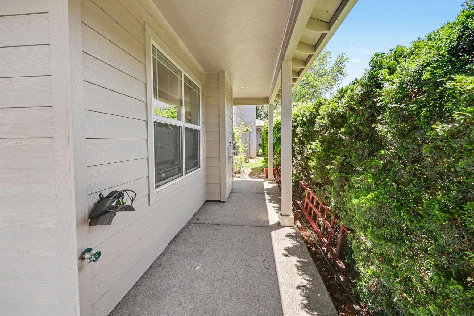 Side porch
