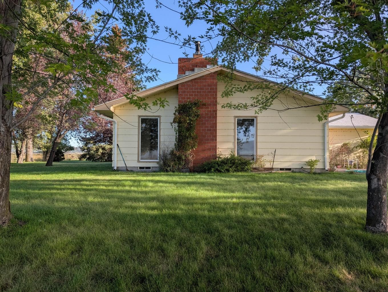 Photo of 33000 McCartie 5 of 27