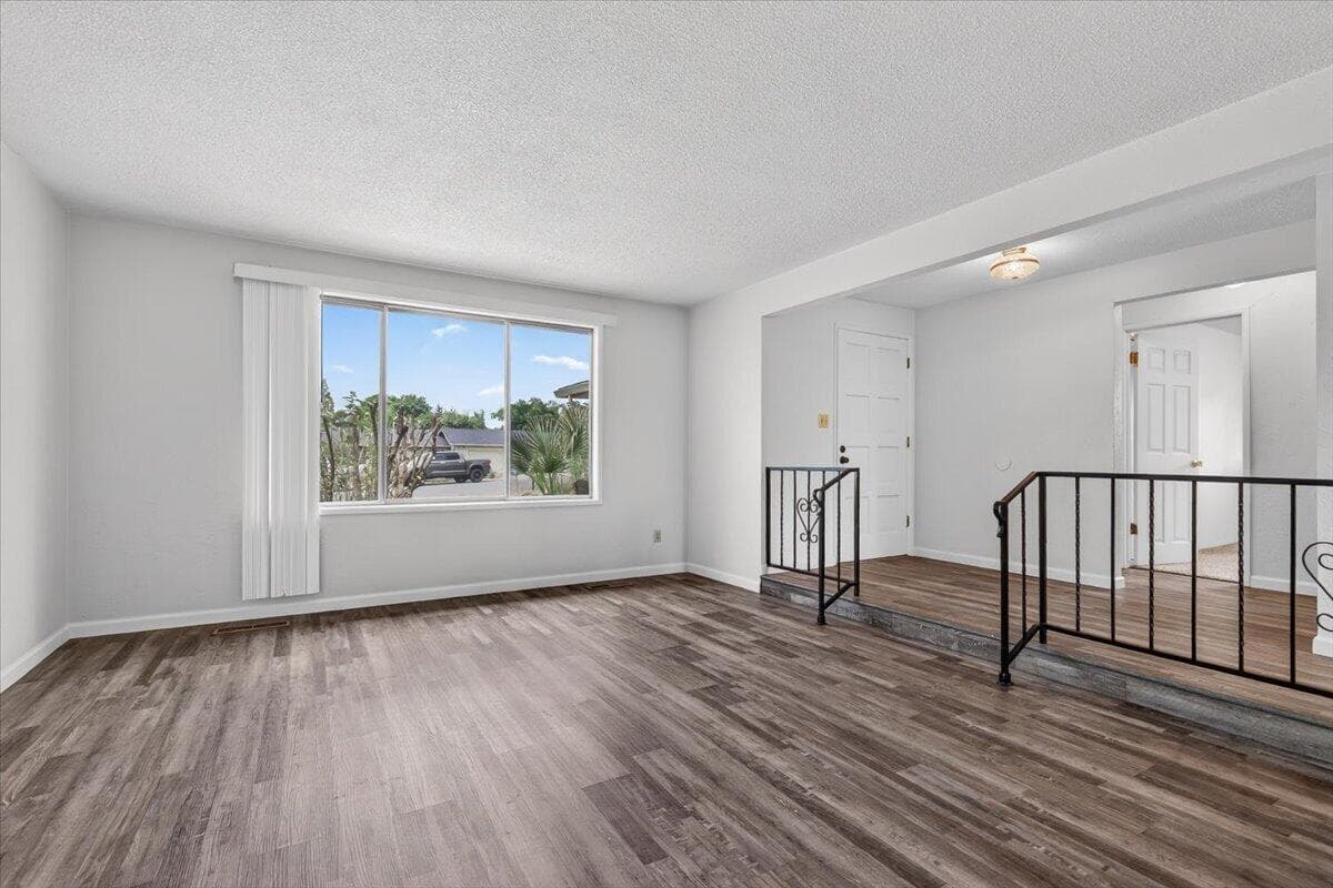 Photo of 415 Sutter 4 of 28