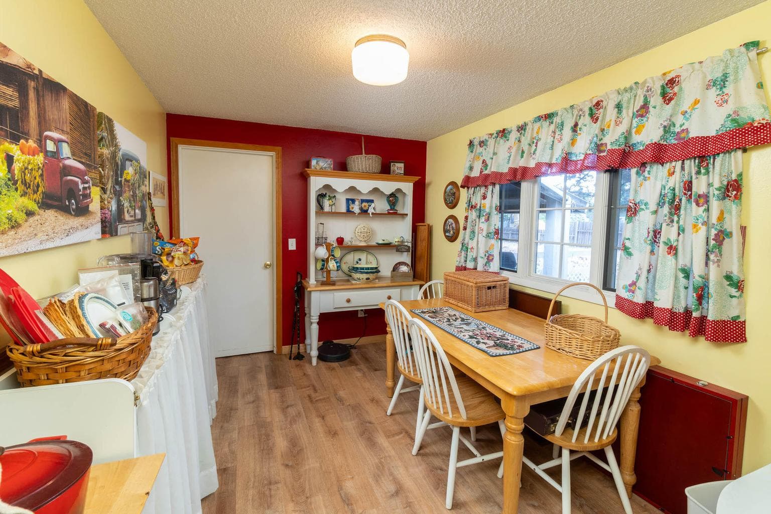 Photo of 61984 Pettigrew Road 7 of 29