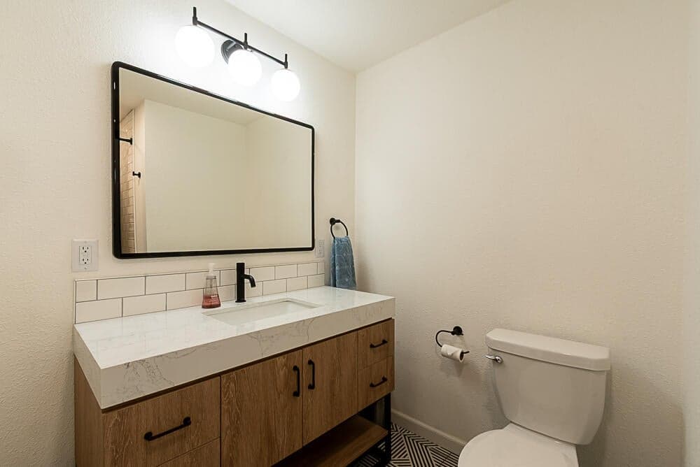 Primary bath