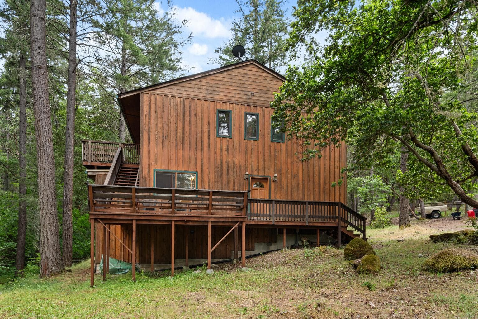 Photo of 4046 Little Applegate 6 of 65