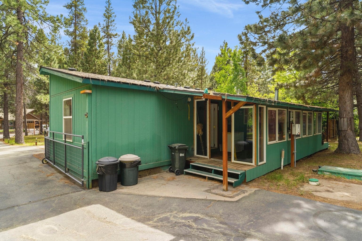 16928 Covina