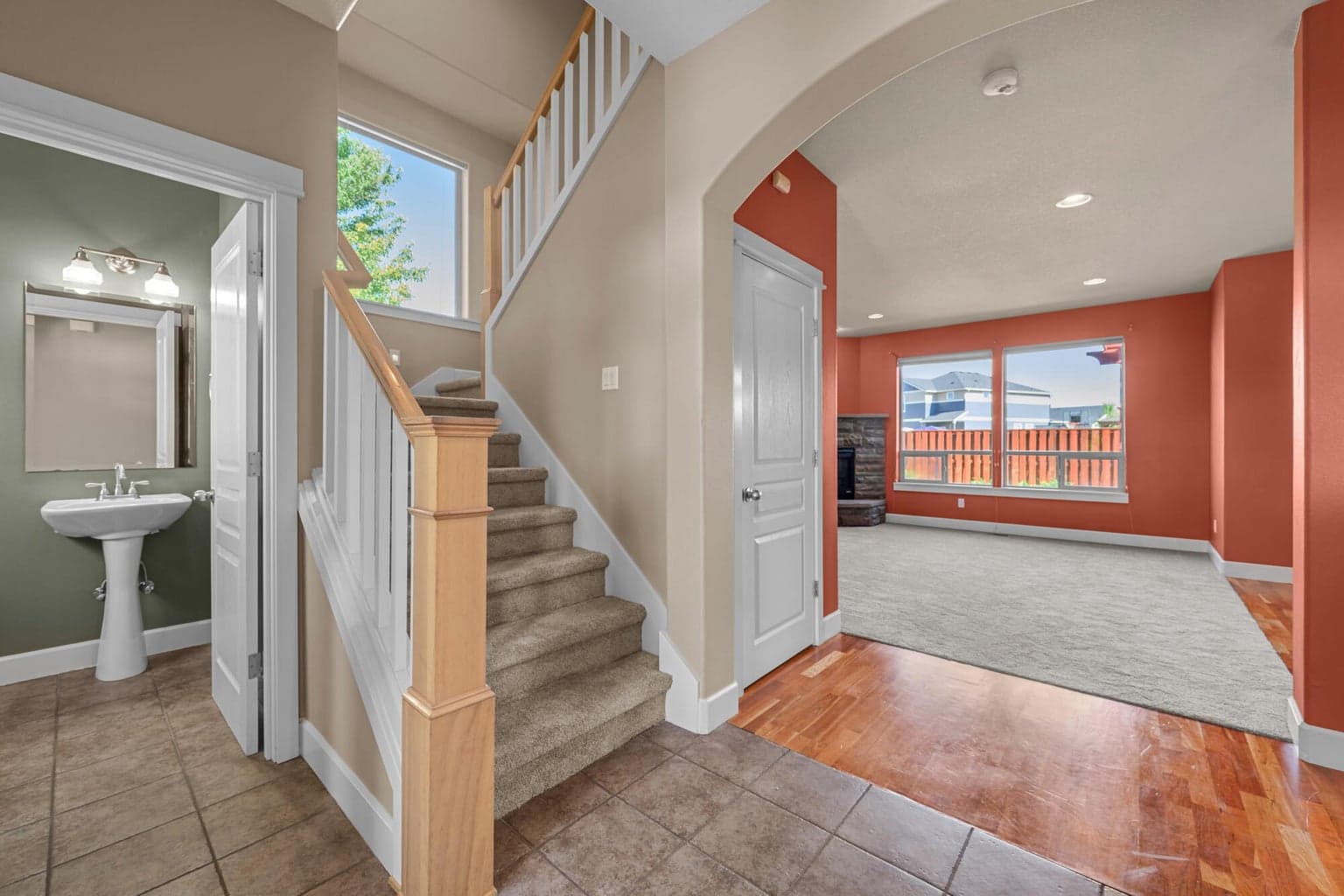 Photo of 1402 Hudspeth 3 of 36