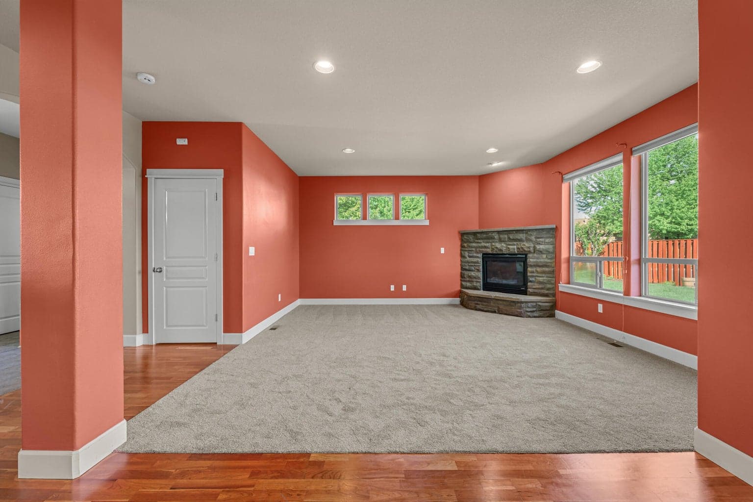 Photo of 1402 NE Hudspeth Road 8 of 36