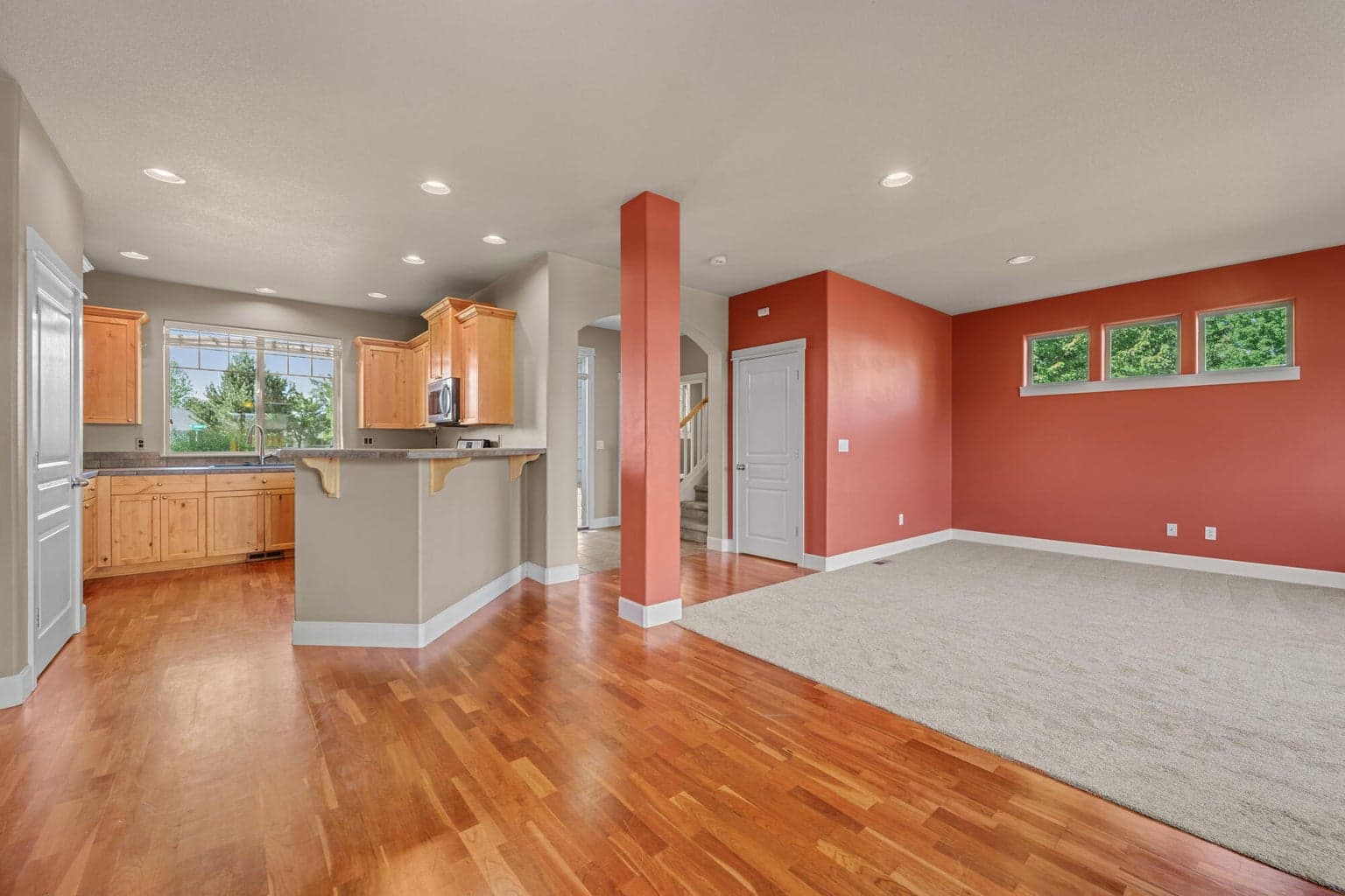 Photo of 1402 NE Hudspeth Road 10 of 36
