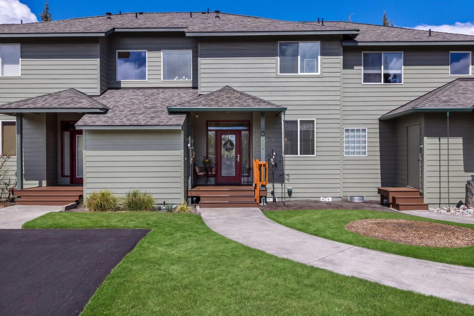 Photo of 1116 Golden Pheasant Drive 2 of 26