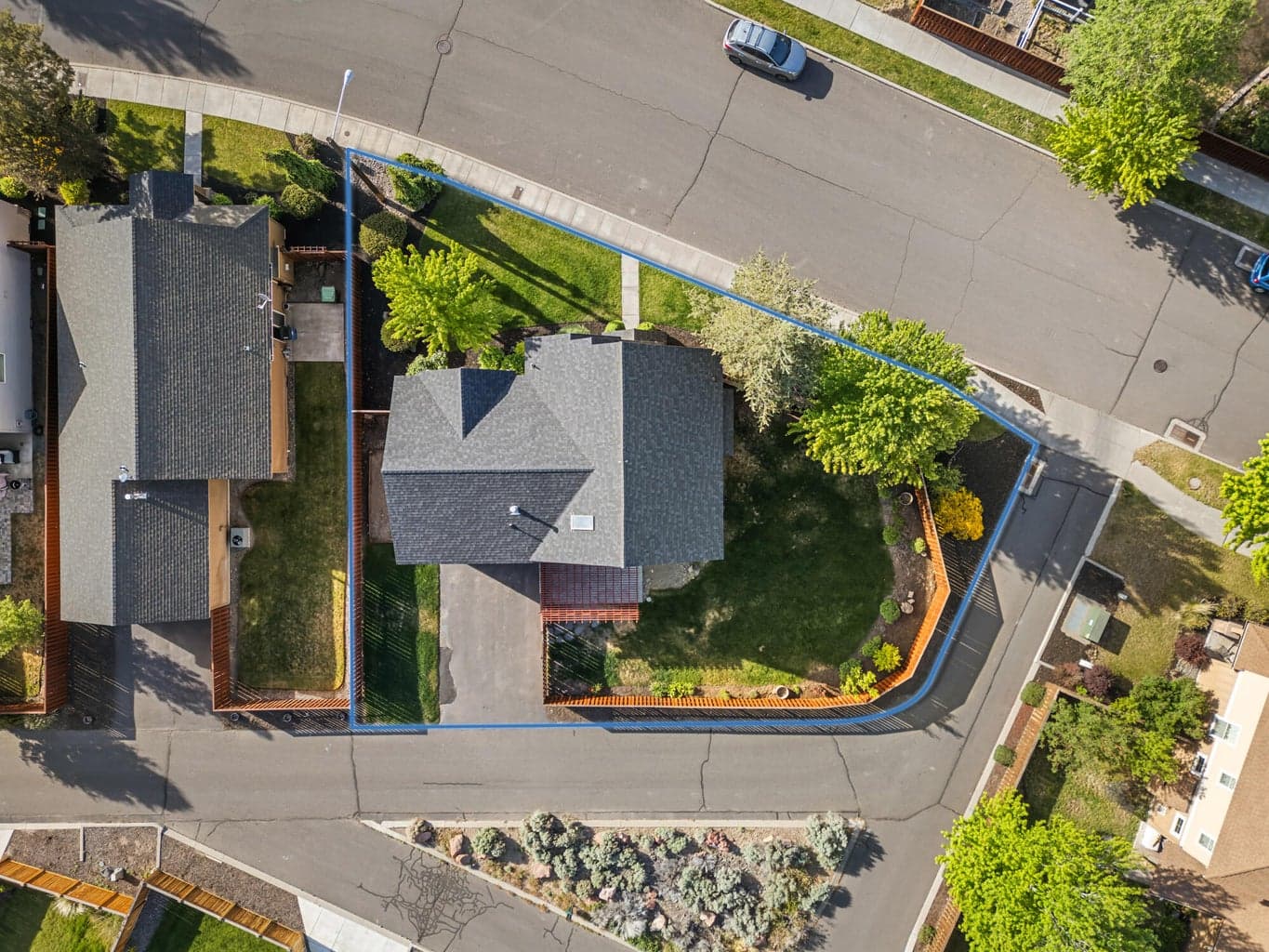 Photo of 1402 NE Hudspeth Road 32 of 36