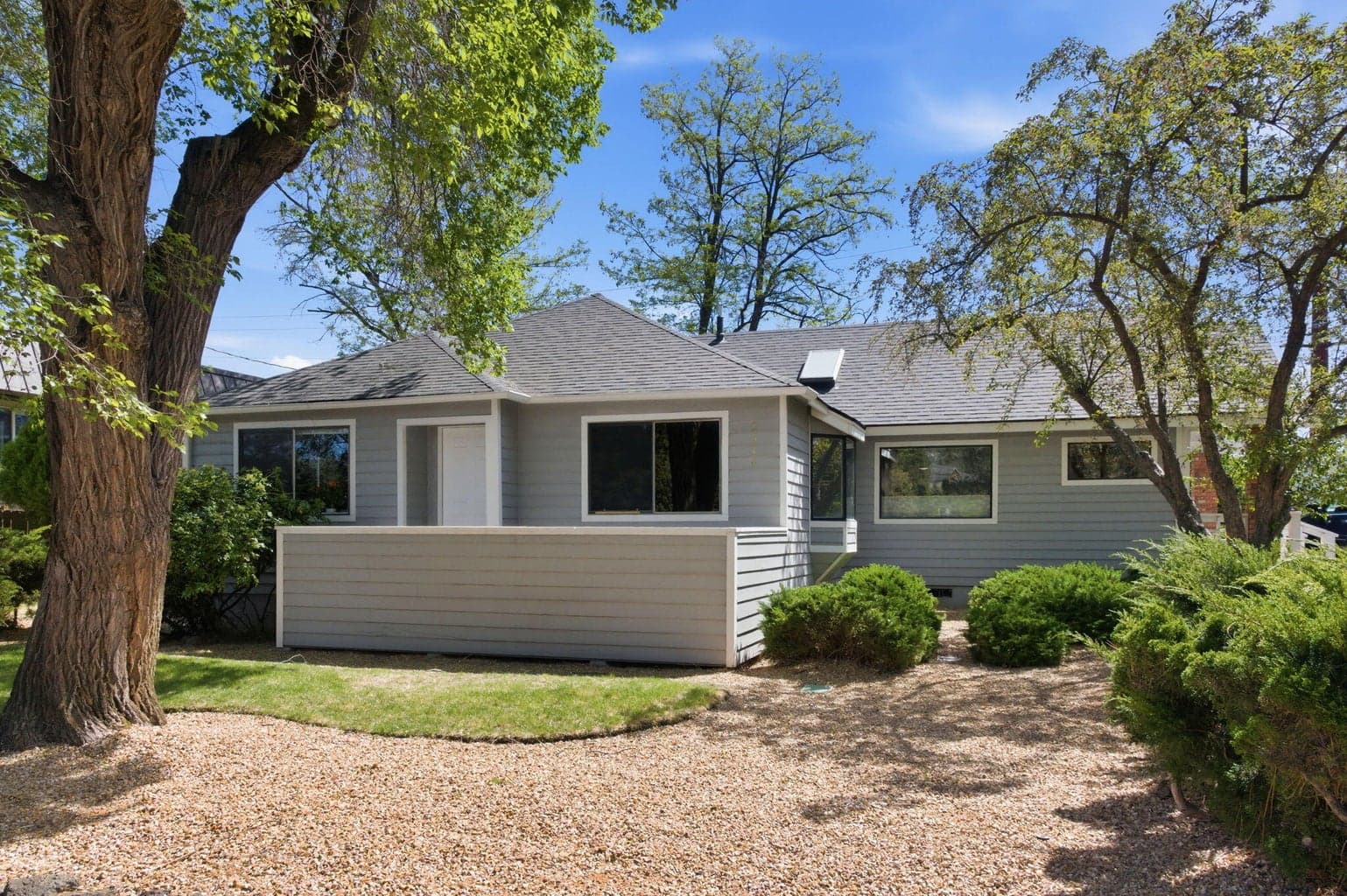 Photo of 2514 NE Division Street 18 of 22