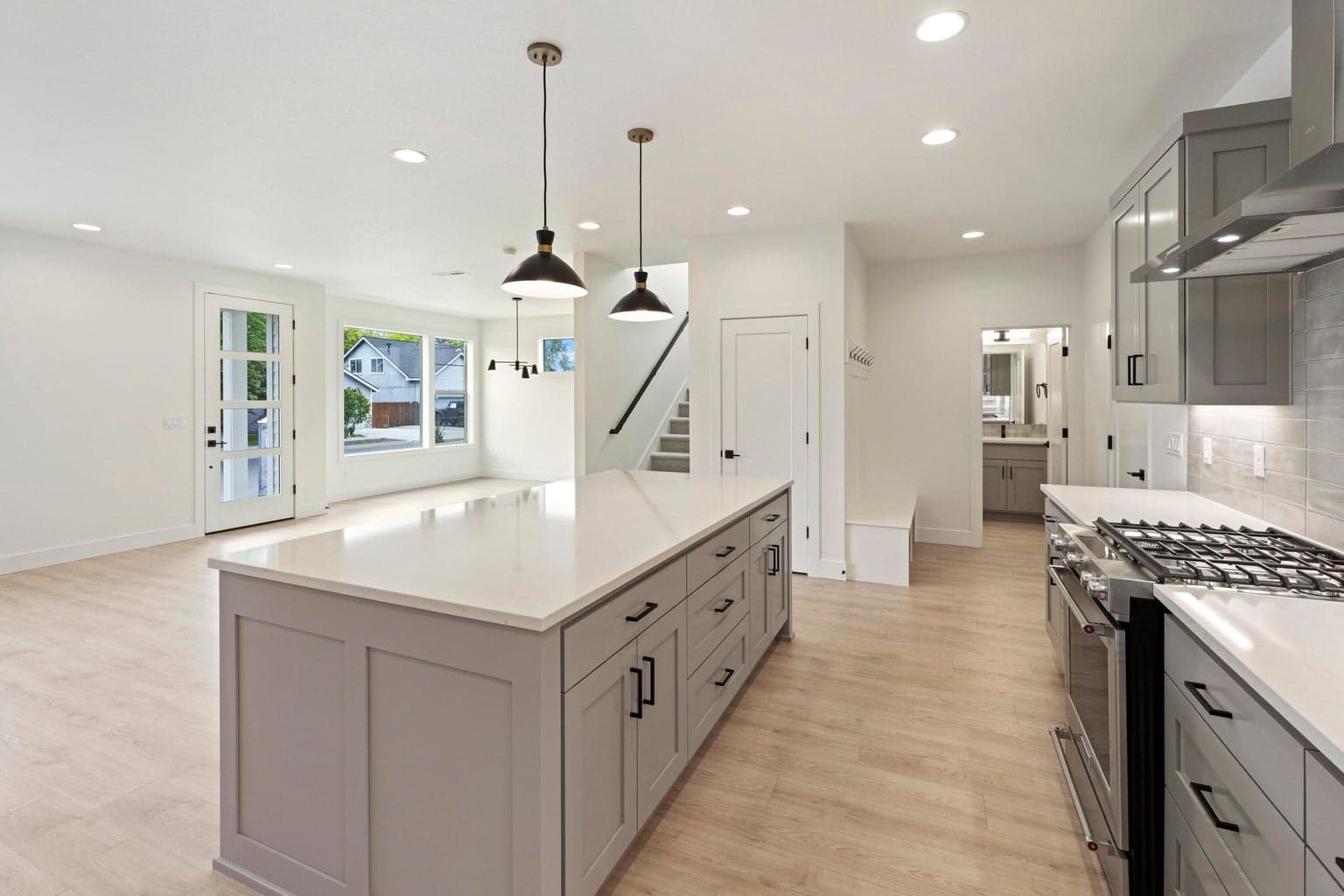 Photo of 2793 NE Rainier Drive 24 of 44